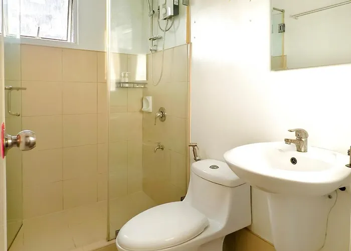 2114t2 Avida Towers It Park 2br Unit 2 Toilet 2 Tv *