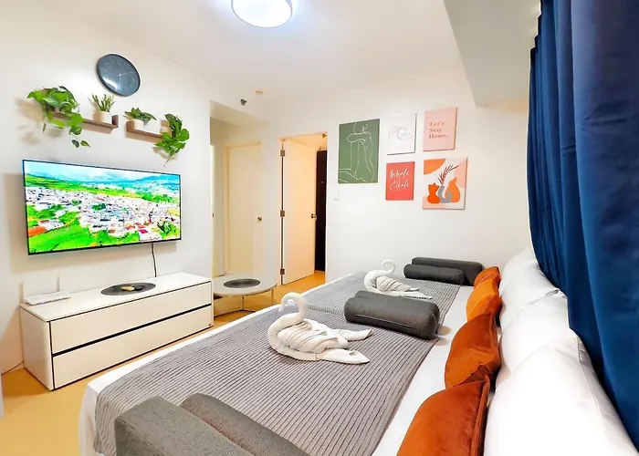 2114t2 Avida Towers It Park 2br Unit 2 Toilet 2 Tv アパート