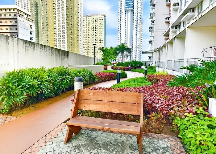2114t2 Avida Towers It Park 2br Unit 2 Toilet 2 Tv * セブ市
