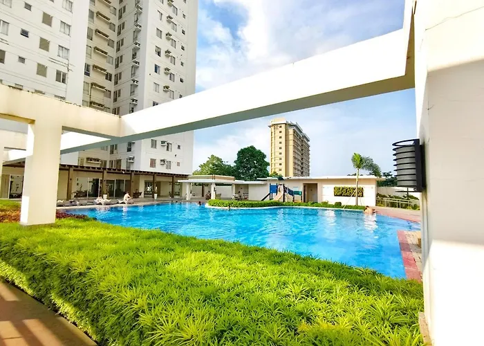 2114t2 Avida Towers It Park 2br Unit 2 Toilet 2 Tv アパート セブ市